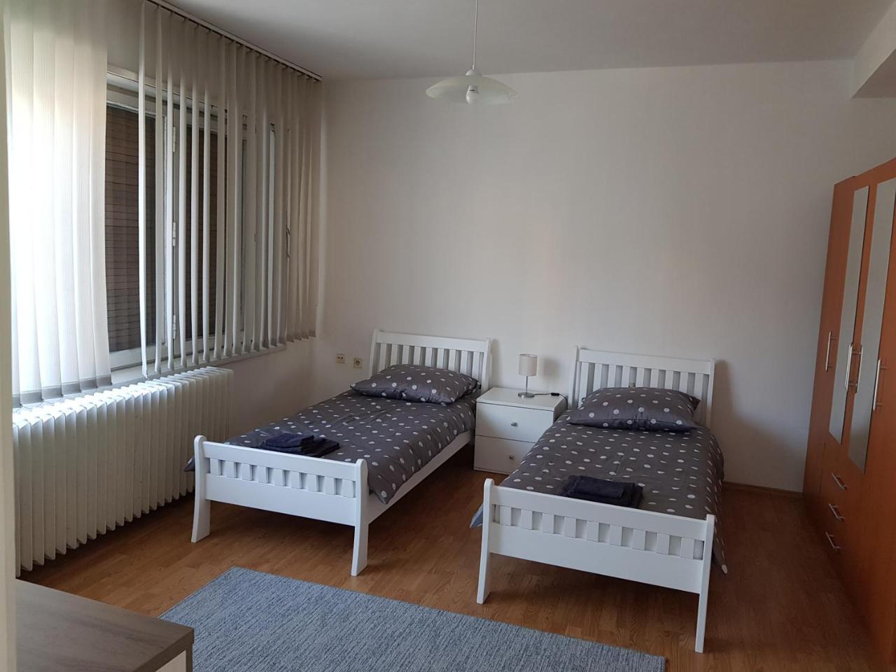 באניה לוקה Sara Apartment מראה חיצוני תמונה