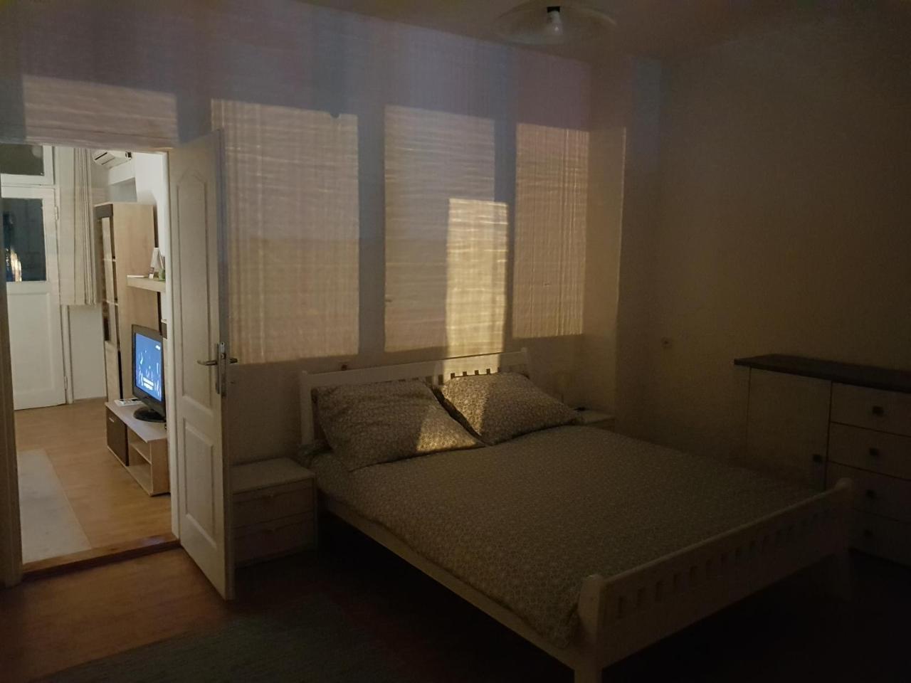 באניה לוקה Sara Apartment מראה חיצוני תמונה